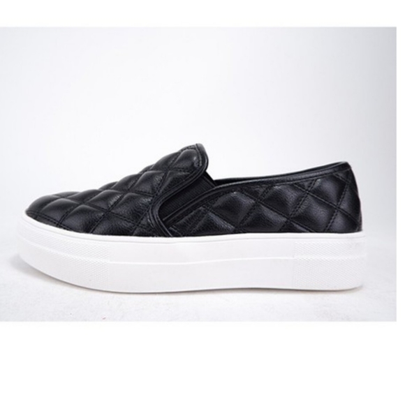 Black Platform Quilted Slip on sneakers - Picture 9 of 11